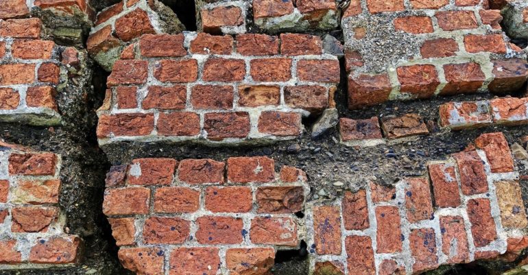 Ohio Seismicity: Could A Relatively ‘Big One’ Strike The Buckeye State? 1 Bricks destroyed by earthquakes