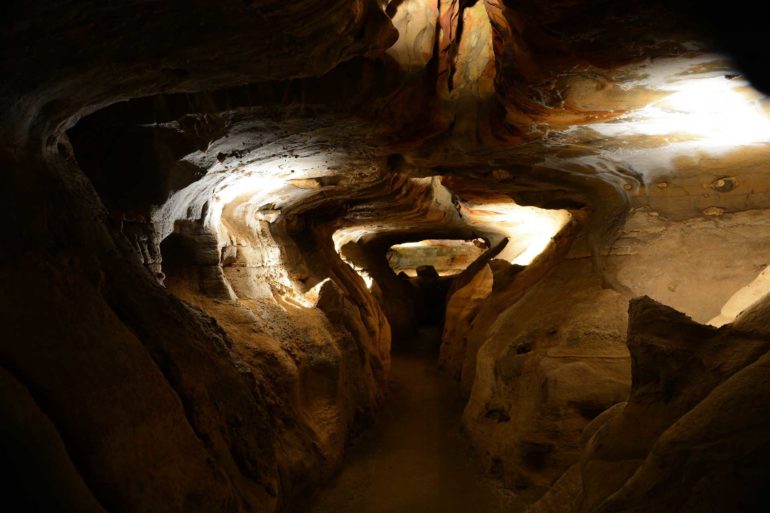 Ohio's Largest Caverns Are Absolutely Magical 6 Winding passage inside Ohio Caverns