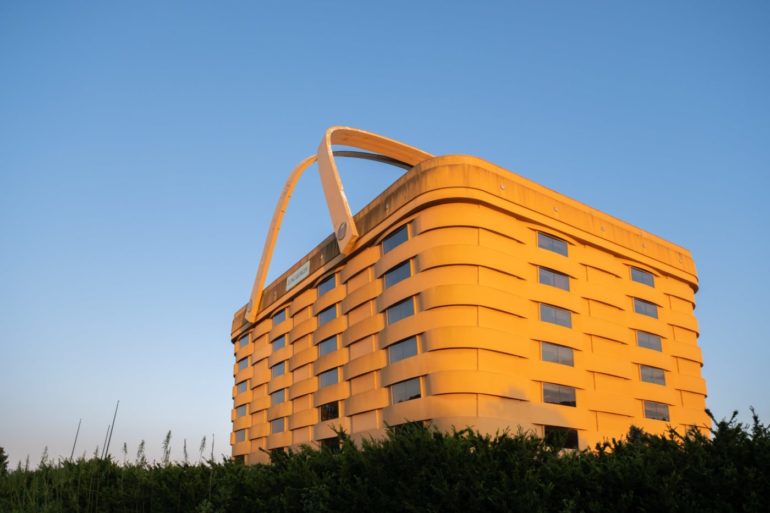 This Weekend You Can Tour The Iconic Longaberger Basket Building 10 Longaberger basket ohio picnic 1