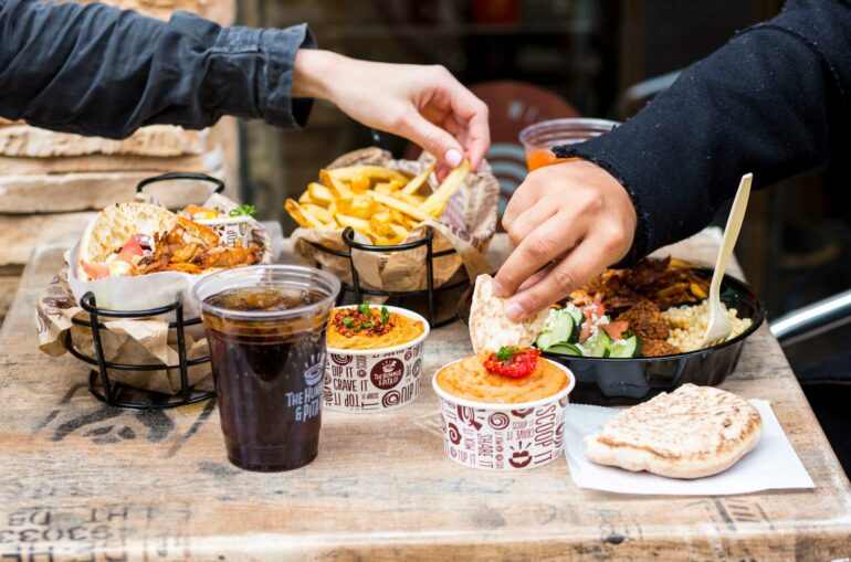 This NYC-Based Mediterranean Eatery Will Open Its First Ohio Location This Weekend 1 Hummus pita 45