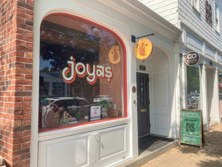 Joya’s Cafe In Worthington: Chef Avishar Barua’s Must-Try 8 joyas cafe