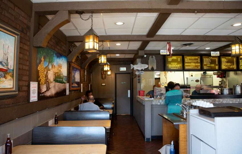 marinos seafood dining room