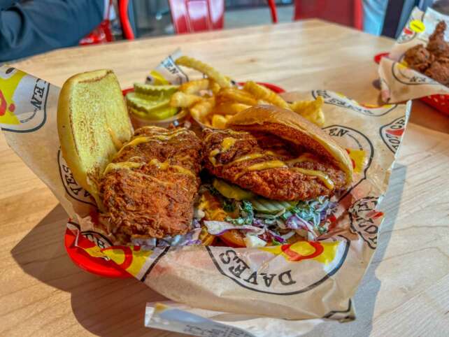 Dave's Hot Chicken Is Finally Open And It's Freaking Delicious