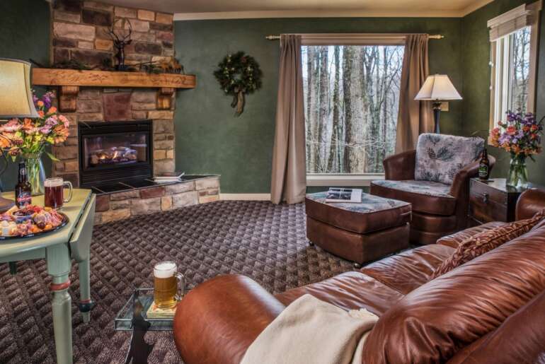 This Charming, Scottish Escape In Hocking Hills Is For Adults-Only 17 hocking hills hotel