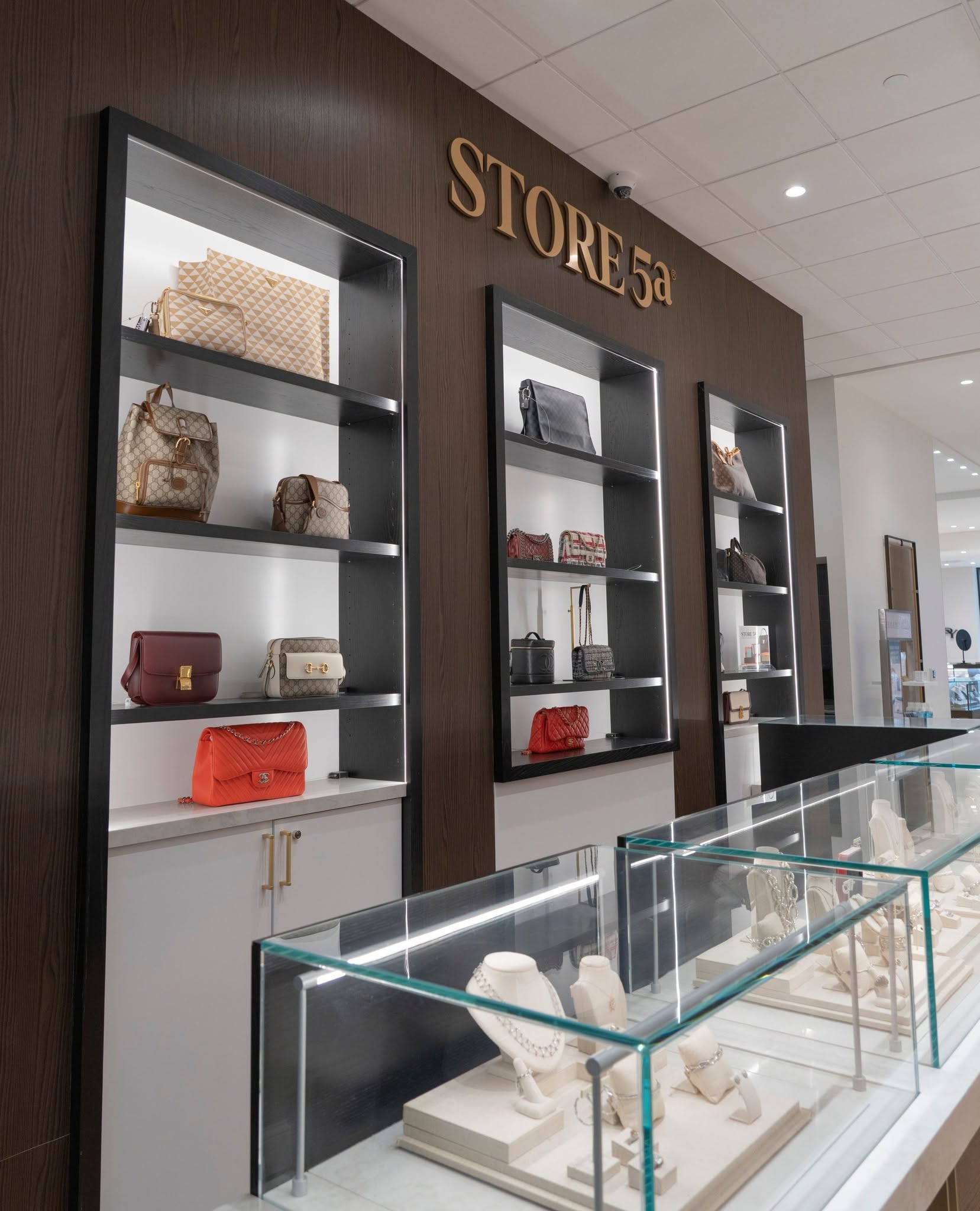 A Guide To High-End Consignment Shops In Columbus 4 store 5a shelves with purses and jewelry