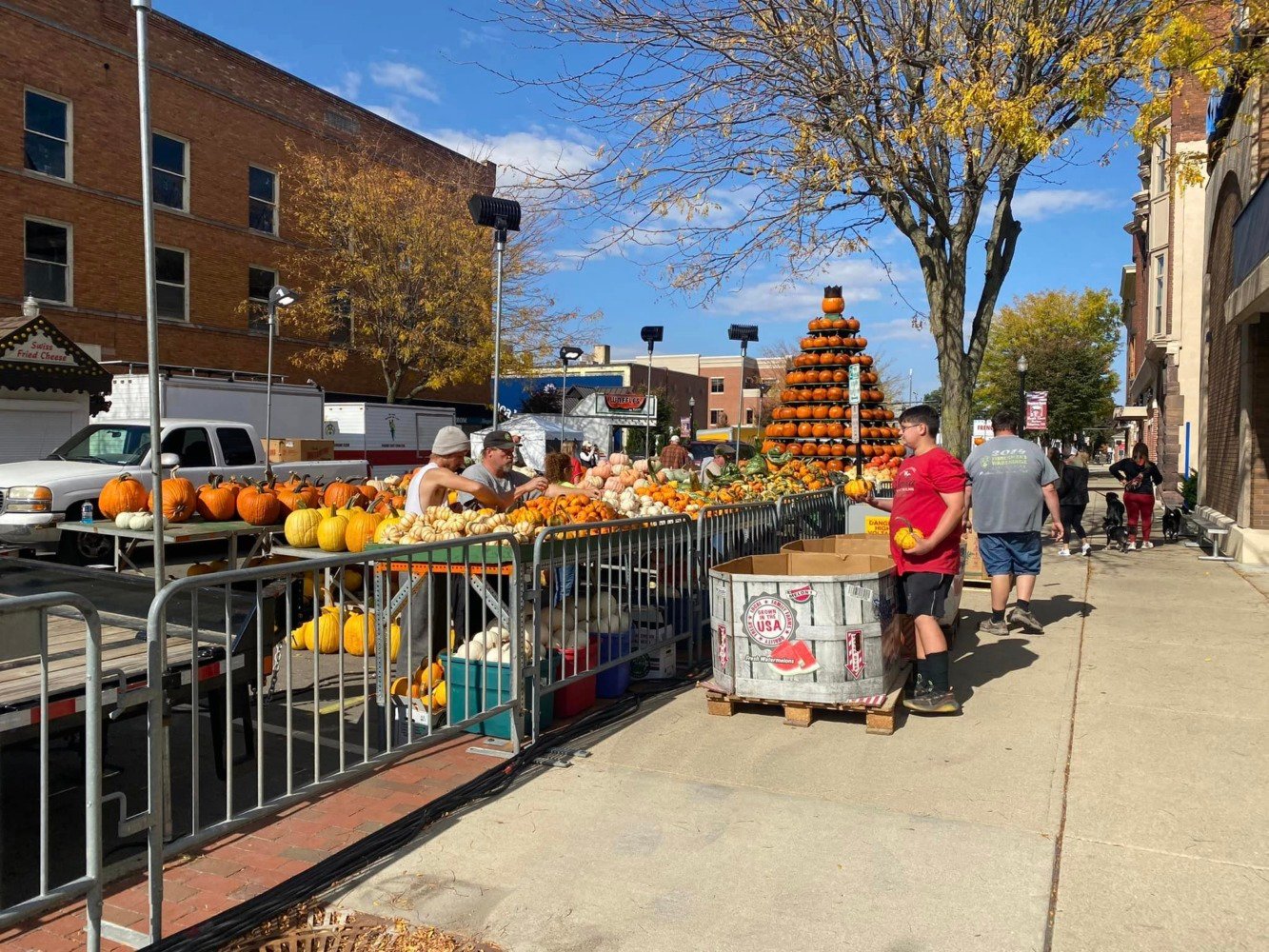 Your Guide To The Circleville Pumpkin Show