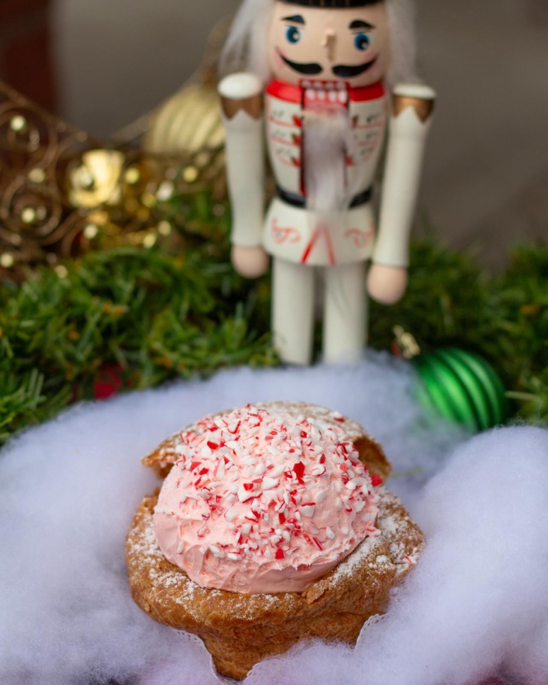 candy cane cream puff