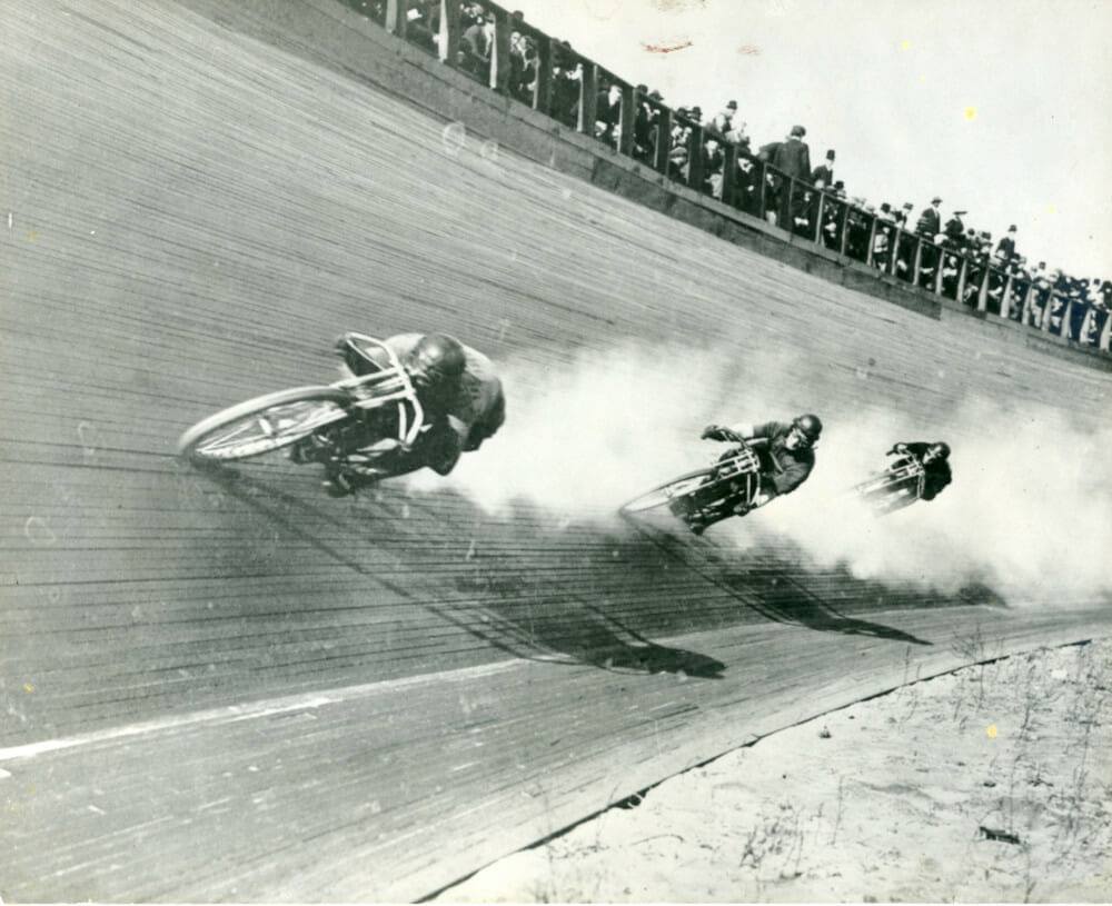 motordrome racing