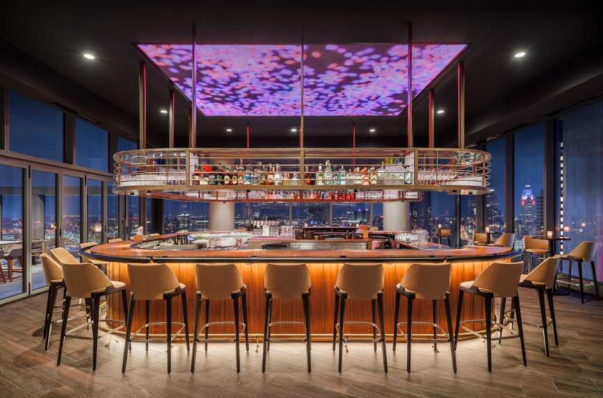 romantic day rooftop cocktail bar in city