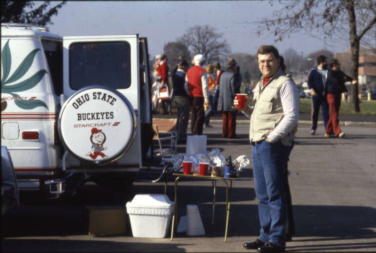 These Vintage Columbus Photos Are A Full-On Nostalgia Trip 5 tailgating at ohio state in 1980s