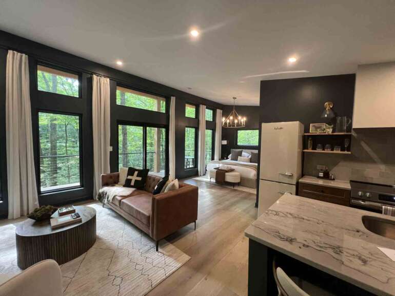 Dunlap Ridge Is The Hidden Gem You Need to Visit This Year 2 dunlap ridge modern cabin