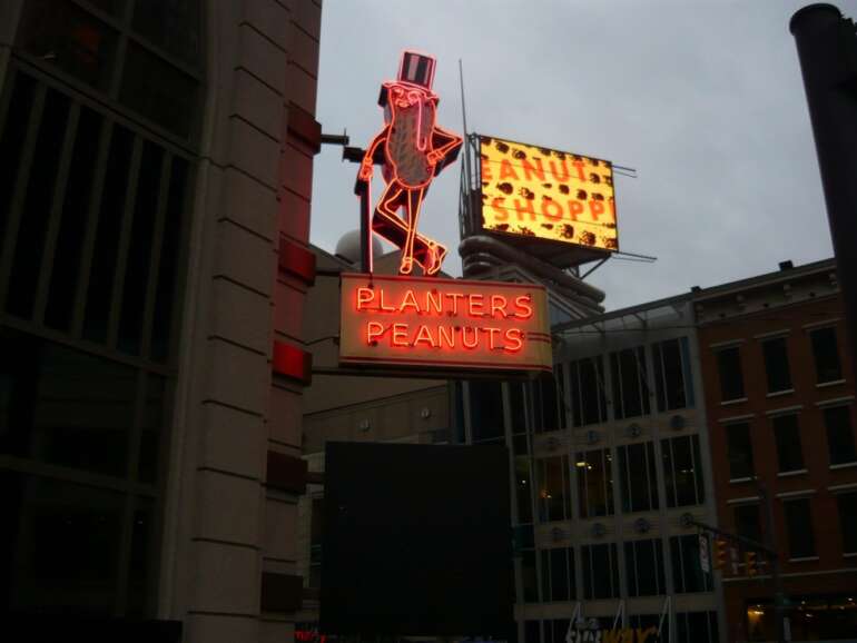 planters peanut sign peanut shoppe