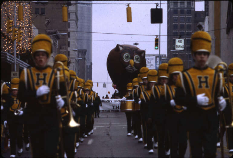 Take A Look Back At Columbus Christmases Through The Decades 2 columbus holiday parade 1980s