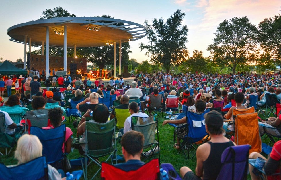concert audience at bicentennial park