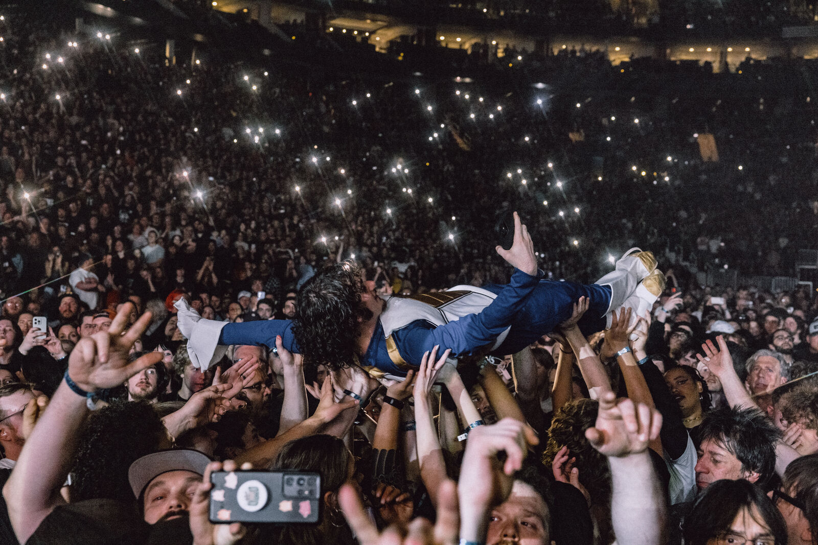 deftones crowd surfing