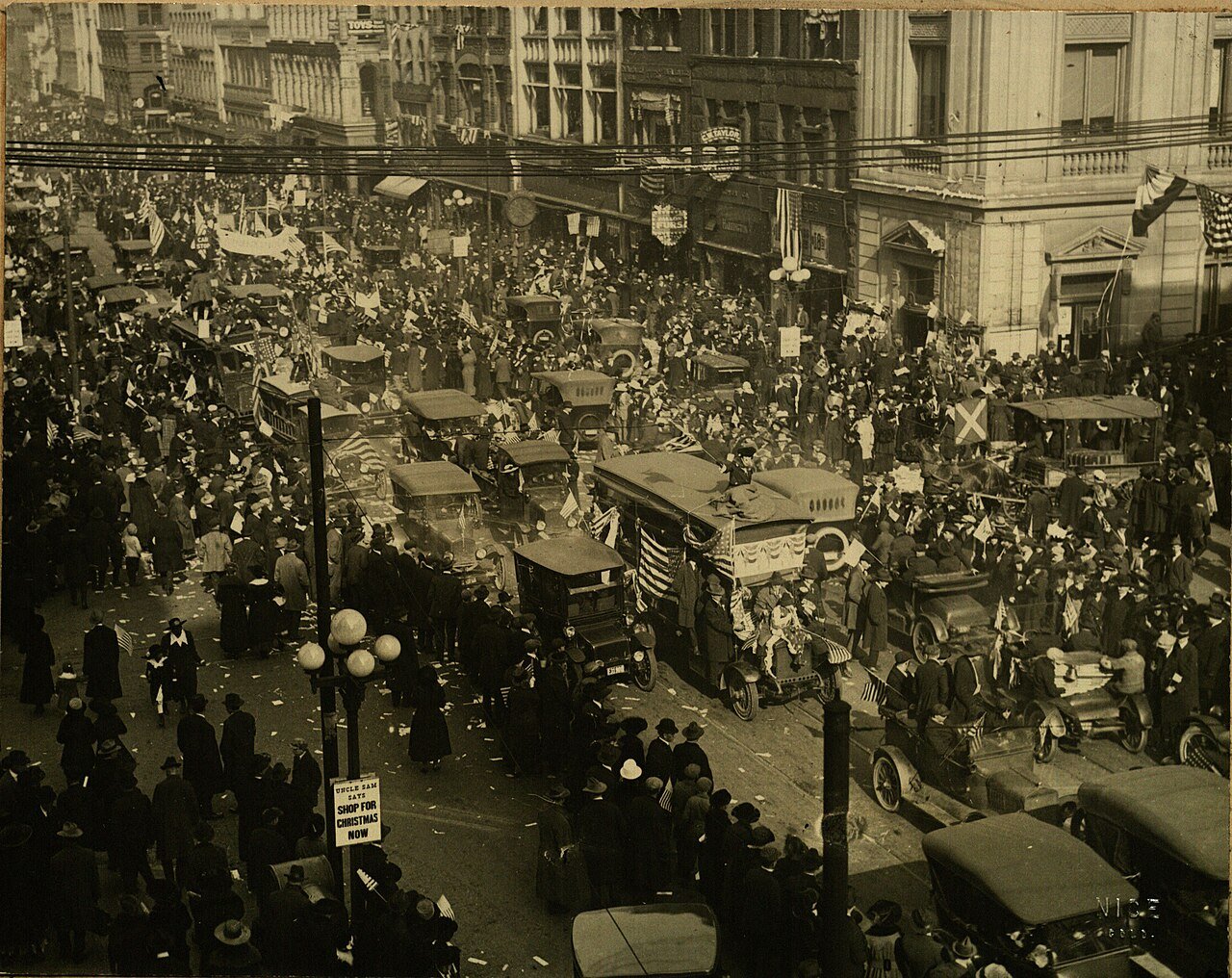 Armistice day celebration on high street columbus