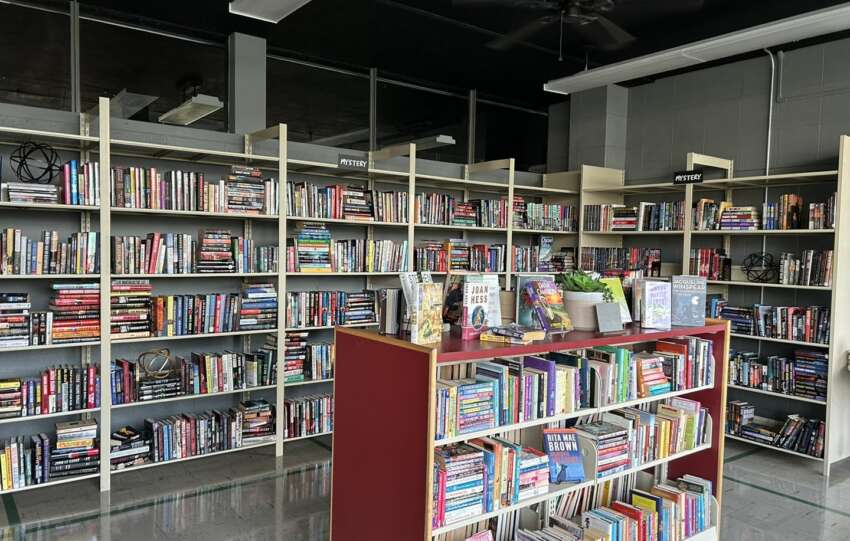 big book nook