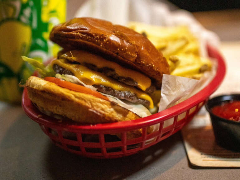 Burger Royale Brings Pulp Fiction Vibes To High Street 13 burger royale columbus ohio