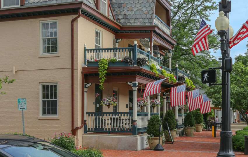 worthington inn porch