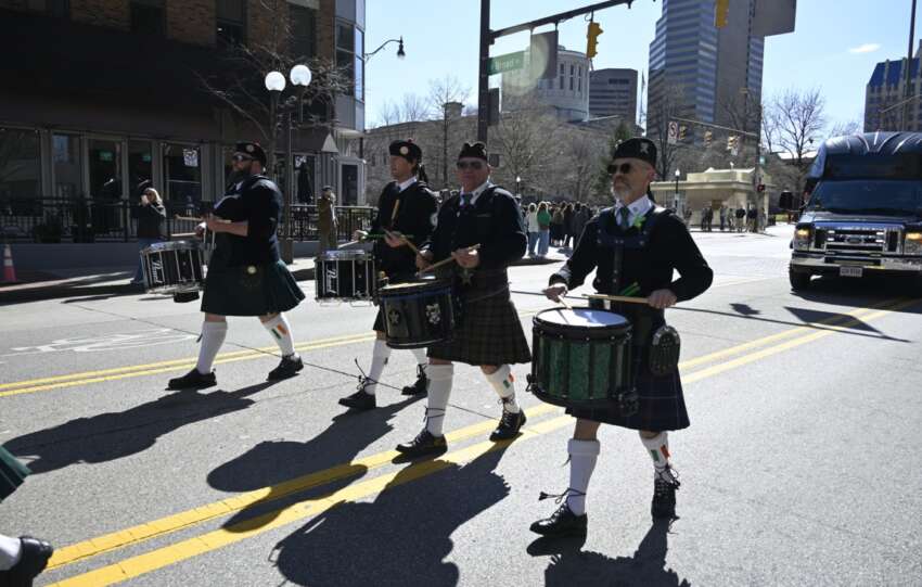 irish drummers in parade