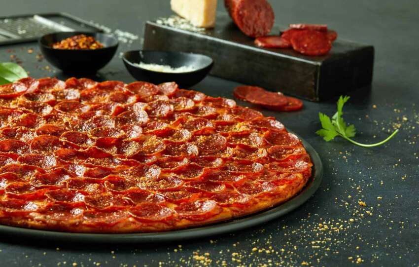 columbus style pepperoni pizza