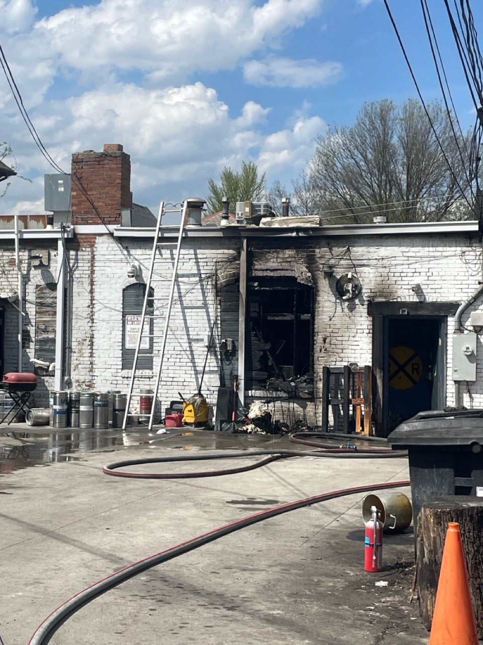Fire Damages Iconic Thurman Cafe in German Village 2 fire damaged building
