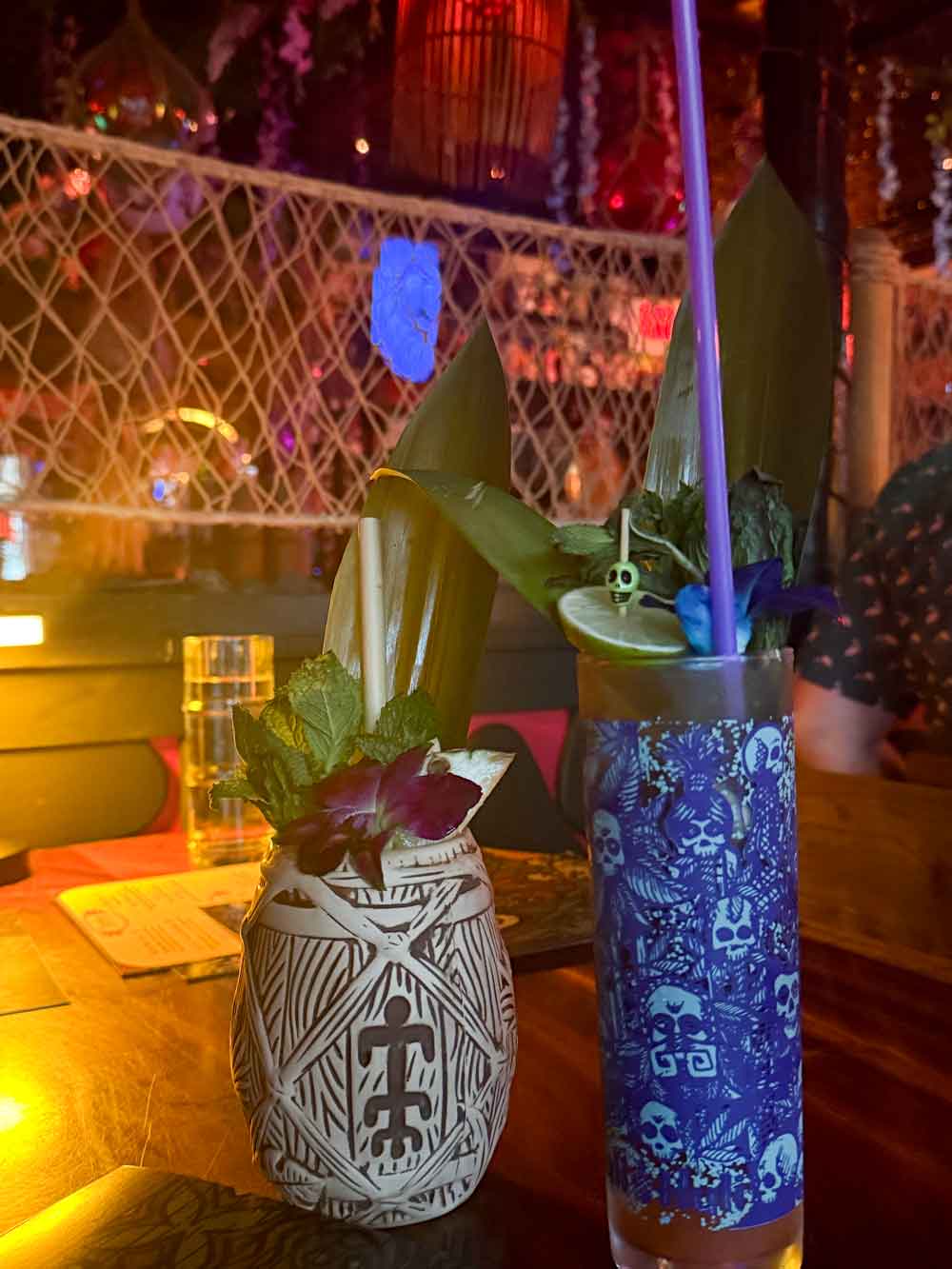 tiki bar cocktails