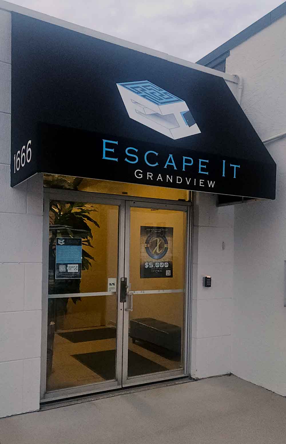 escape it exterior door