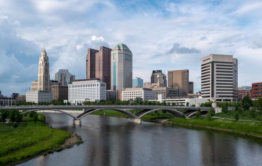 columbus skyline main st bridge 1