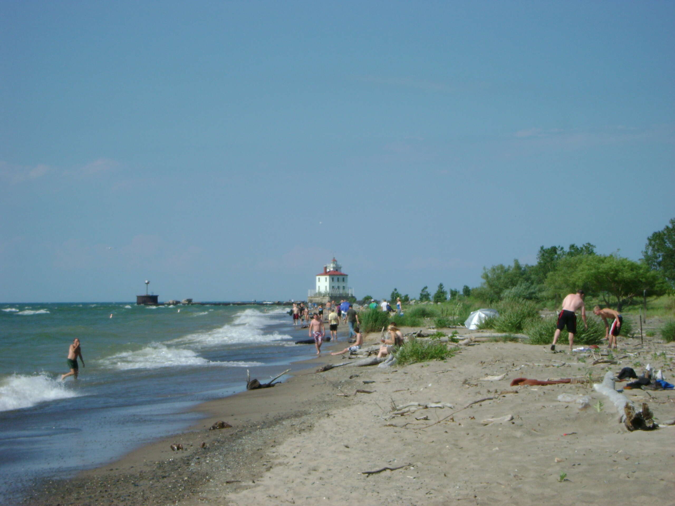 Shoreline at Headlands Beach State Park on Lake Erie