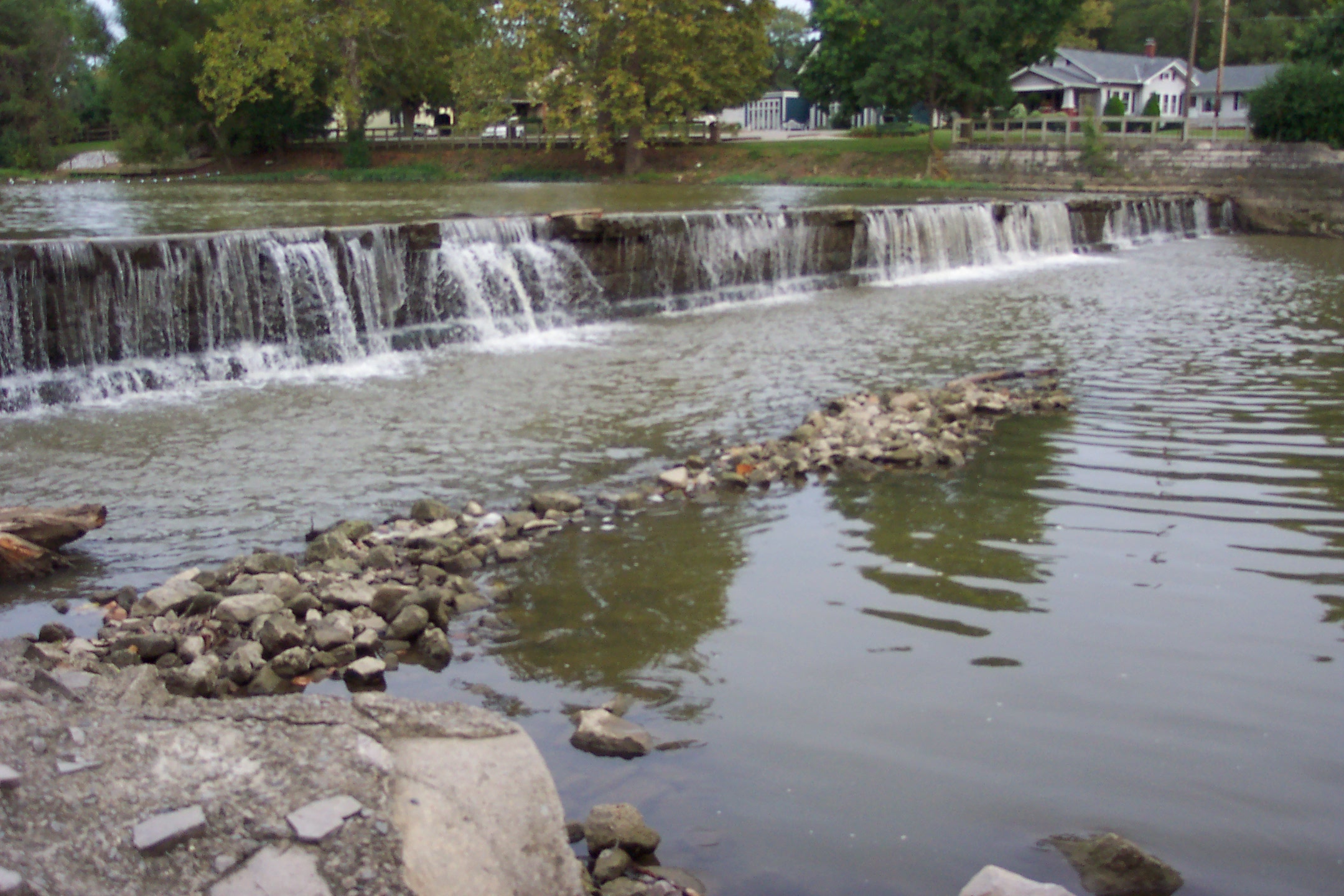 Windows Down, Leaves All Around: Ohio’s Top Scenic Fall Drives 7 The weir on the Blanchard River at Riverside Park in Findlay