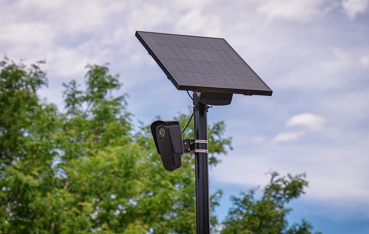 flock camera mounted on pole