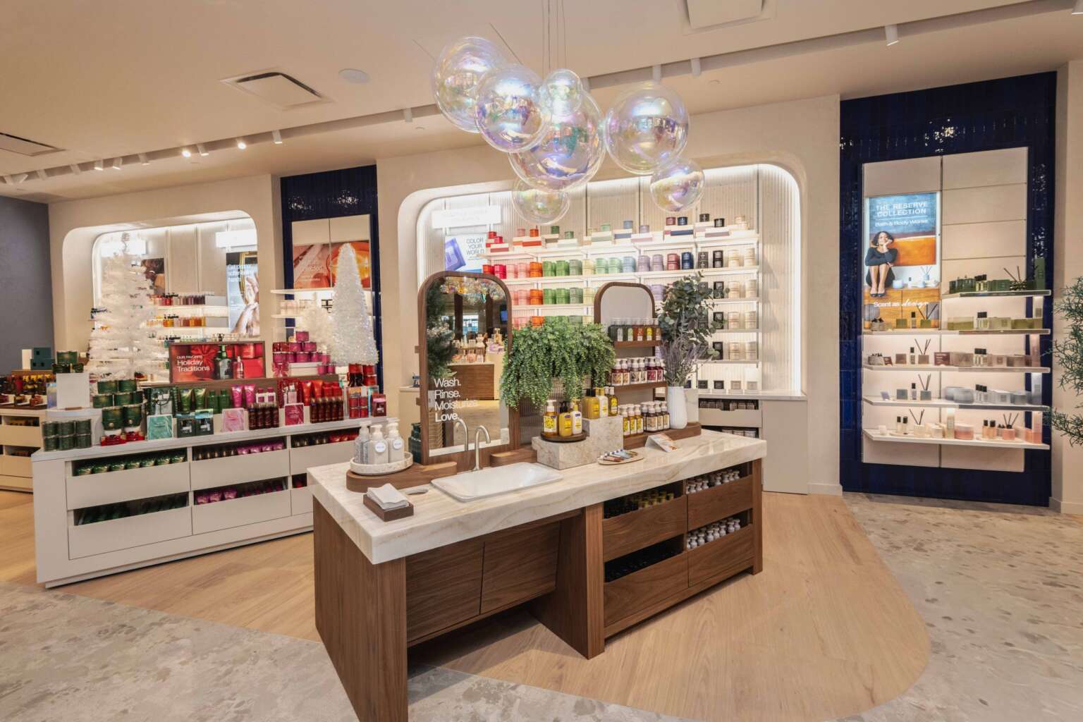 Bath & Body Works' New Store Concept Is All About Finding Your Next Favorite Sce...