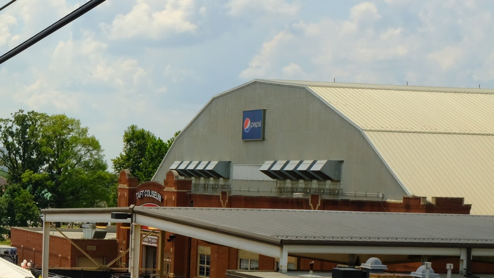 The Best Things To Do In Columbus This Weekend (October 23–25) 8 The arched roof and brick front of the Taft Coliseum on the Ohio Expo Center fairgrounds